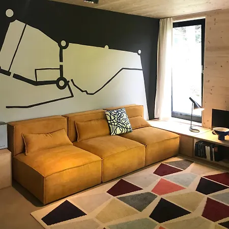 Apartment Ferienapartment Burgstrasse Ost Mit Garten Und Sauna Altleiningen